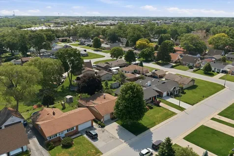 12841 Terrace Lane Crestwood IL 60418