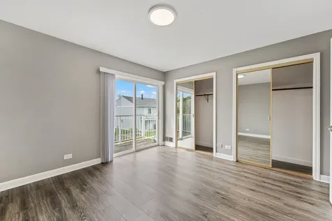 485 Meadow Green Lane Round Lake Beach IL 60073