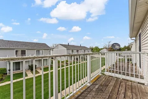 485 Meadow Green Lane Round Lake Beach IL 60073