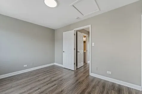 485 Meadow Green Lane Round Lake Beach IL 60073