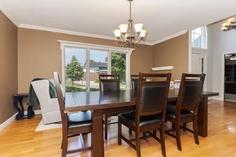 9 Red Stone Court Bloomington IL 61704