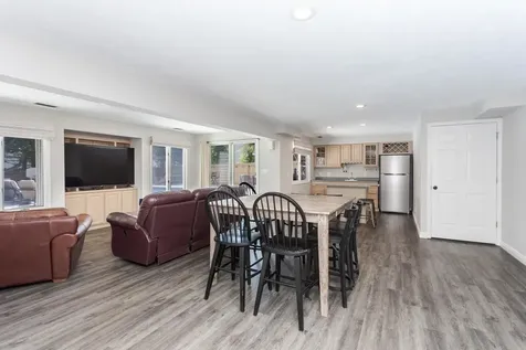 9 Red Stone Court Bloomington IL 61704