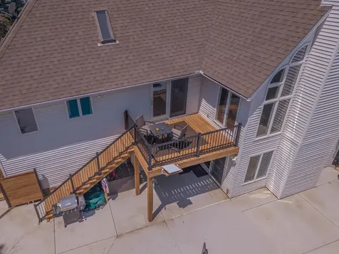 9 Red Stone Court Bloomington IL 61704