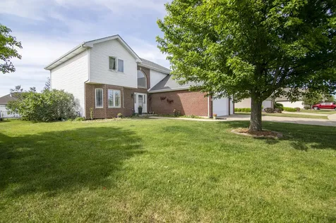 932 Coyote Trail Manteno IL 60950