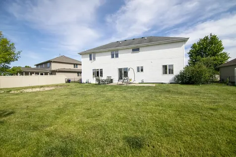 932 Coyote Trail Manteno IL 60950