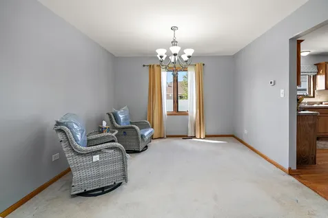 932 Coyote Trail Manteno IL 60950