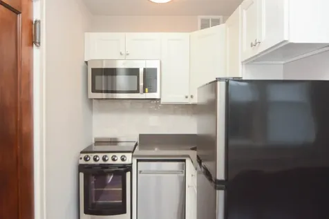 640 West Wrightwood Avenue Chicago IL 60614