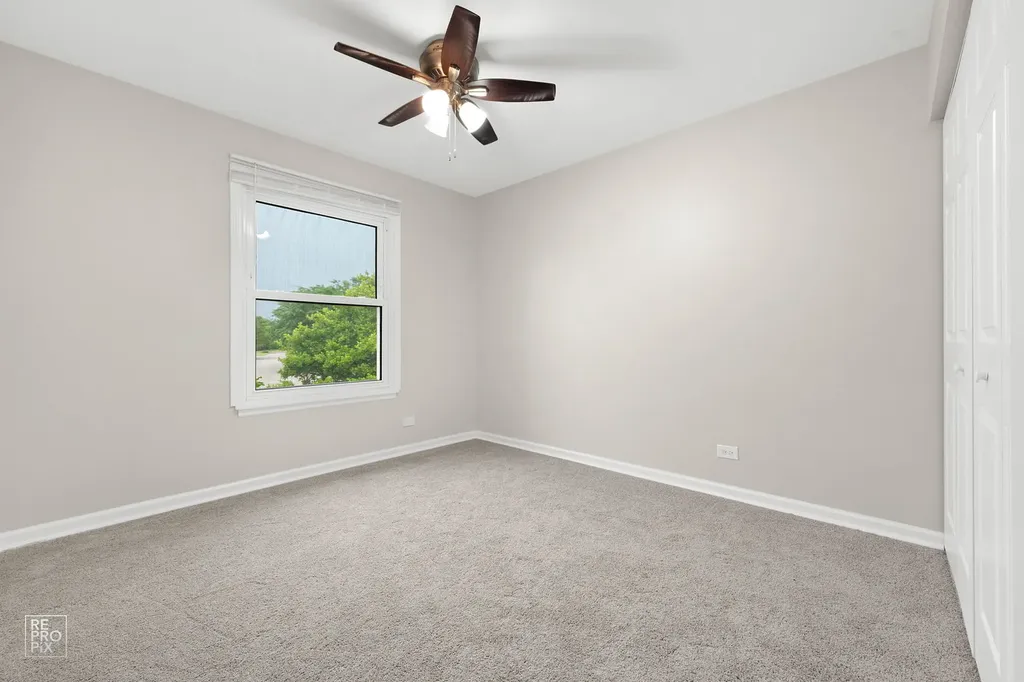 83 Plymouth Court Aurora IL 60504