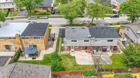 9137 Barberry Lane Des Plaines IL 60016