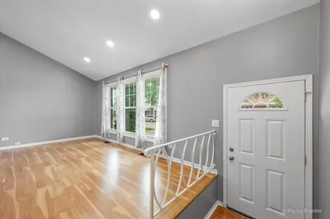 9137 Barberry Lane Des Plaines IL 60016