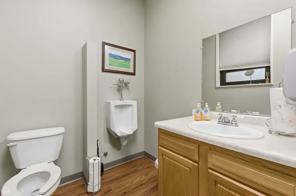 6218 South Oakley Avenue Chicago IL 60636
