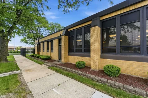 6218 South Oakley Avenue Chicago IL 60636