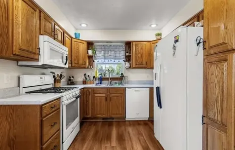 309 South High Street Fairmount IL 61841