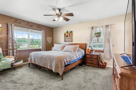 309 South High Street Fairmount IL 61841