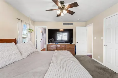 309 South High Street Fairmount IL 61841