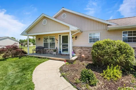 309 South High Street Fairmount IL 61841