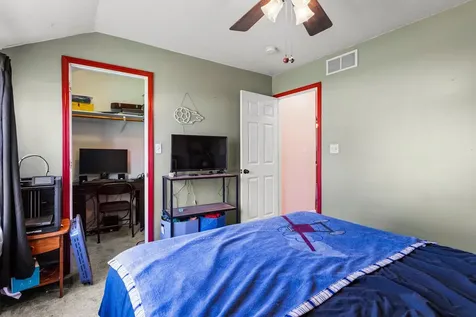 309 South High Street Fairmount IL 61841