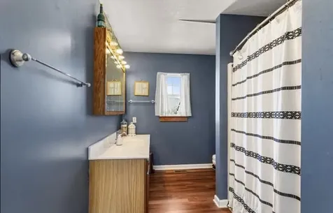 309 South High Street Fairmount IL 61841