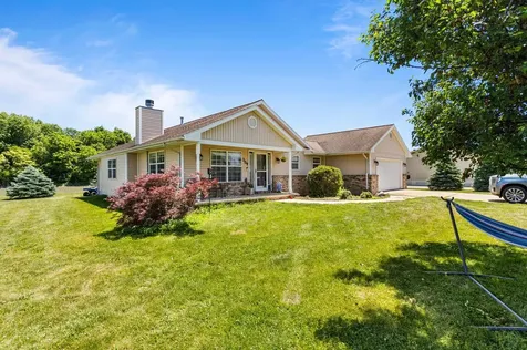 309 South High Street Fairmount IL 61841