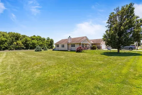 309 South High Street Fairmount IL 61841