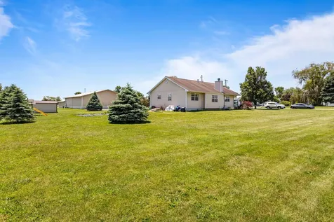 309 South High Street Fairmount IL 61841