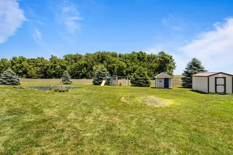 309 South High Street Fairmount IL 61841
