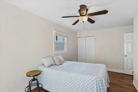 313 Maple Lane Round Lake IL 60073