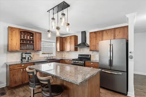 313 Maple Lane Round Lake IL 60073