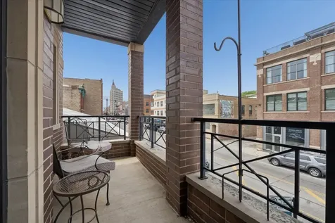 1909 West North Avenue Chicago IL 60622