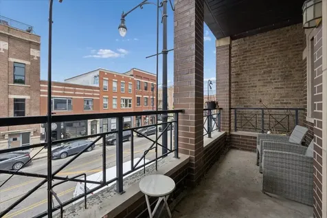1909 West North Avenue Chicago IL 60622