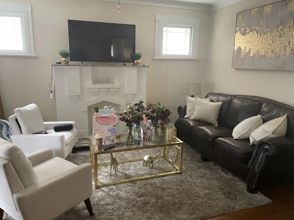 7704 South Carpenter Street Chicago IL 60620