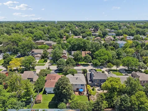 428 Lindley Avenue Westmont IL 60559