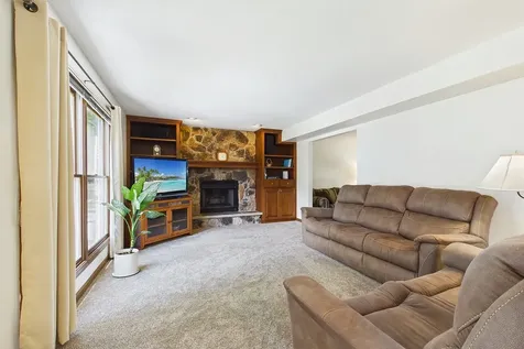 428 Lindley Avenue Westmont IL 60559