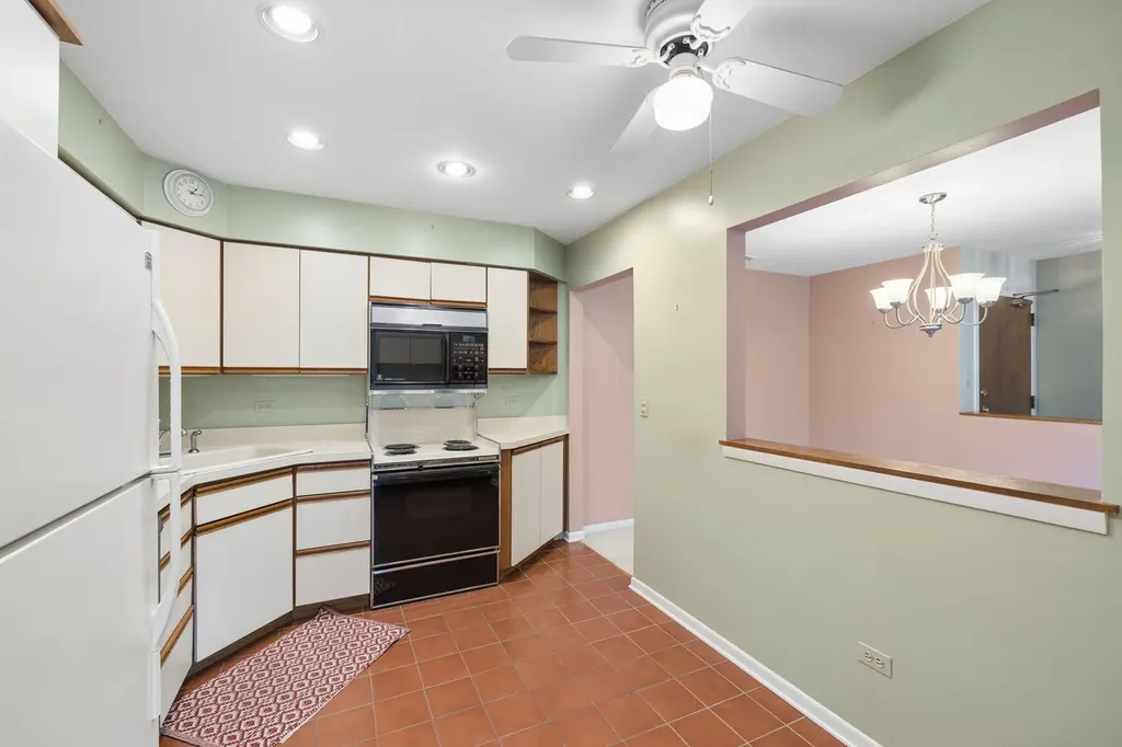 7510 Farmingdale Drive Darien IL 60561