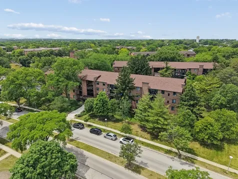 7510 Farmingdale Drive Darien IL 60561