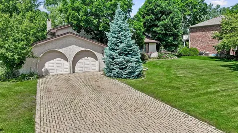 8408 Lakeside Drive Downers Grove IL 60516