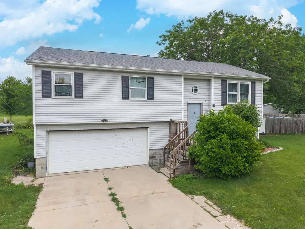 1301 West Indian Drive Pontiac IL 61764