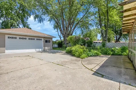 7924 74TH Place Bridgeview IL 60455