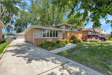 7924 74TH Place Bridgeview IL 60455