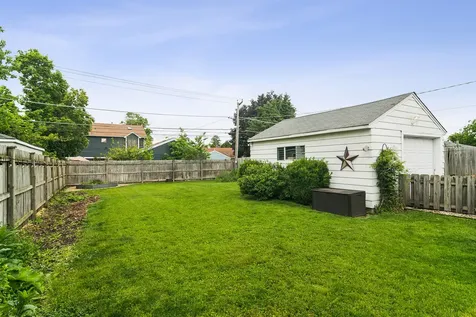 1166 Webster Lane Des Plaines IL 60016