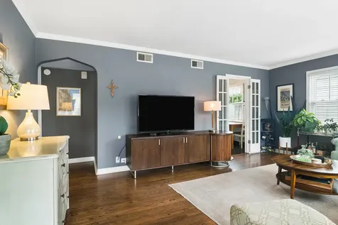 1166 Webster Lane Des Plaines IL 60016