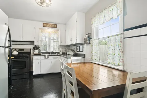 1166 Webster Lane Des Plaines IL 60016