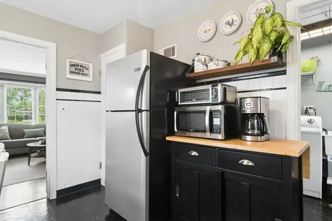 1166 Webster Lane Des Plaines IL 60016