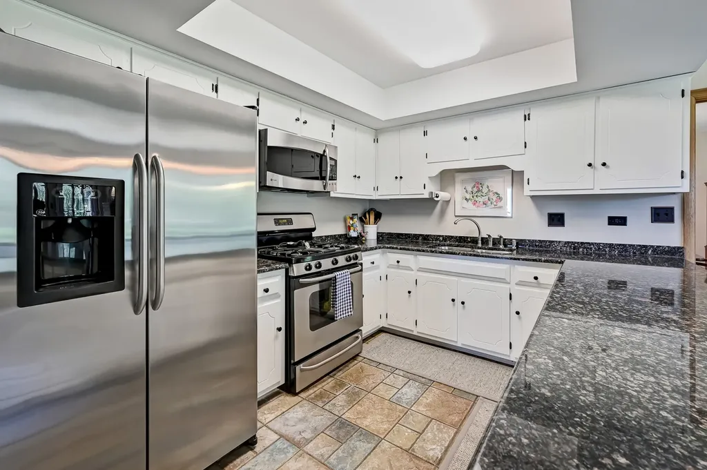 5631 South Elm Street Hinsdale IL 60521
