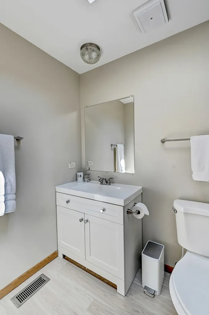 5631 South Elm Street Hinsdale IL 60521