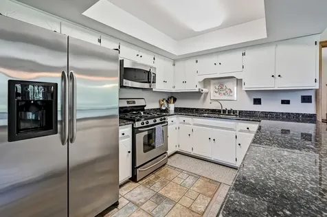 5631 South Elm Street Hinsdale IL 60521
