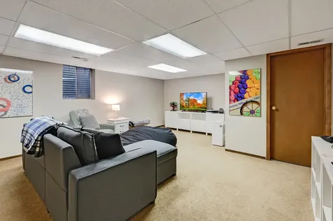 5631 South Elm Street Hinsdale IL 60521