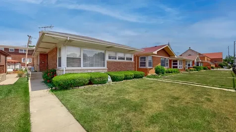 2816 West Bryn Mawr Avenue Chicago IL 60659