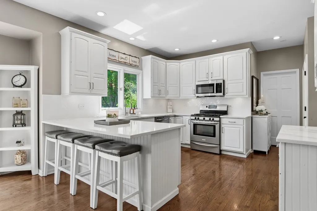 2236 Stowe Circle Naperville IL 60564