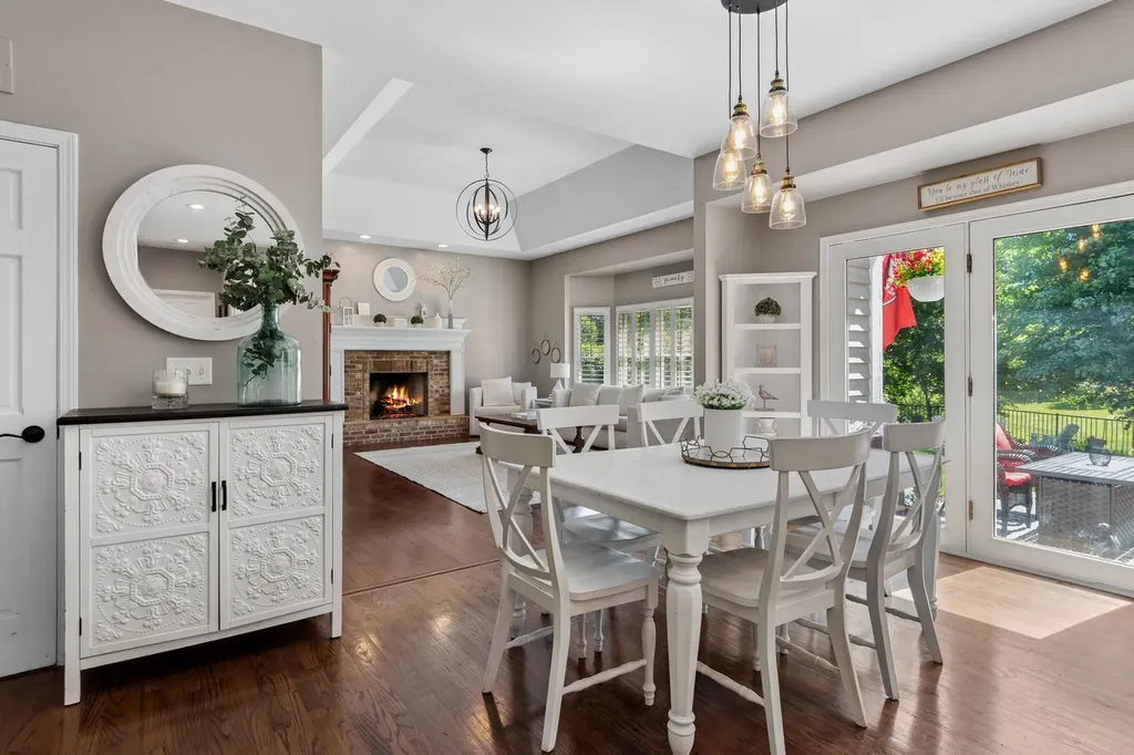2236 Stowe Circle Naperville IL 60564